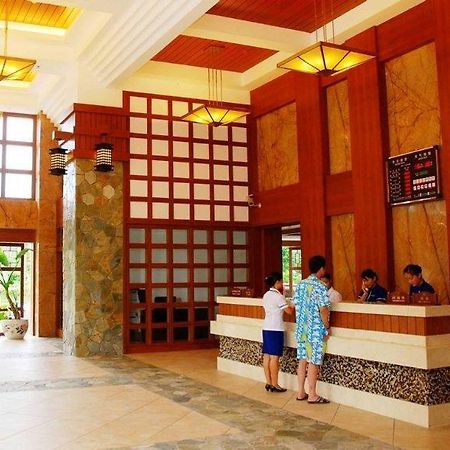 Haiyue Bay Holiday Hotel Санья Интерьер фото